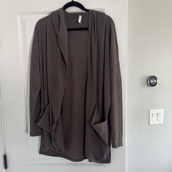 MTS Brown Open-Front Cardigan - Picture 3 of 5